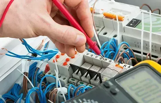 Professional electrician in Barking